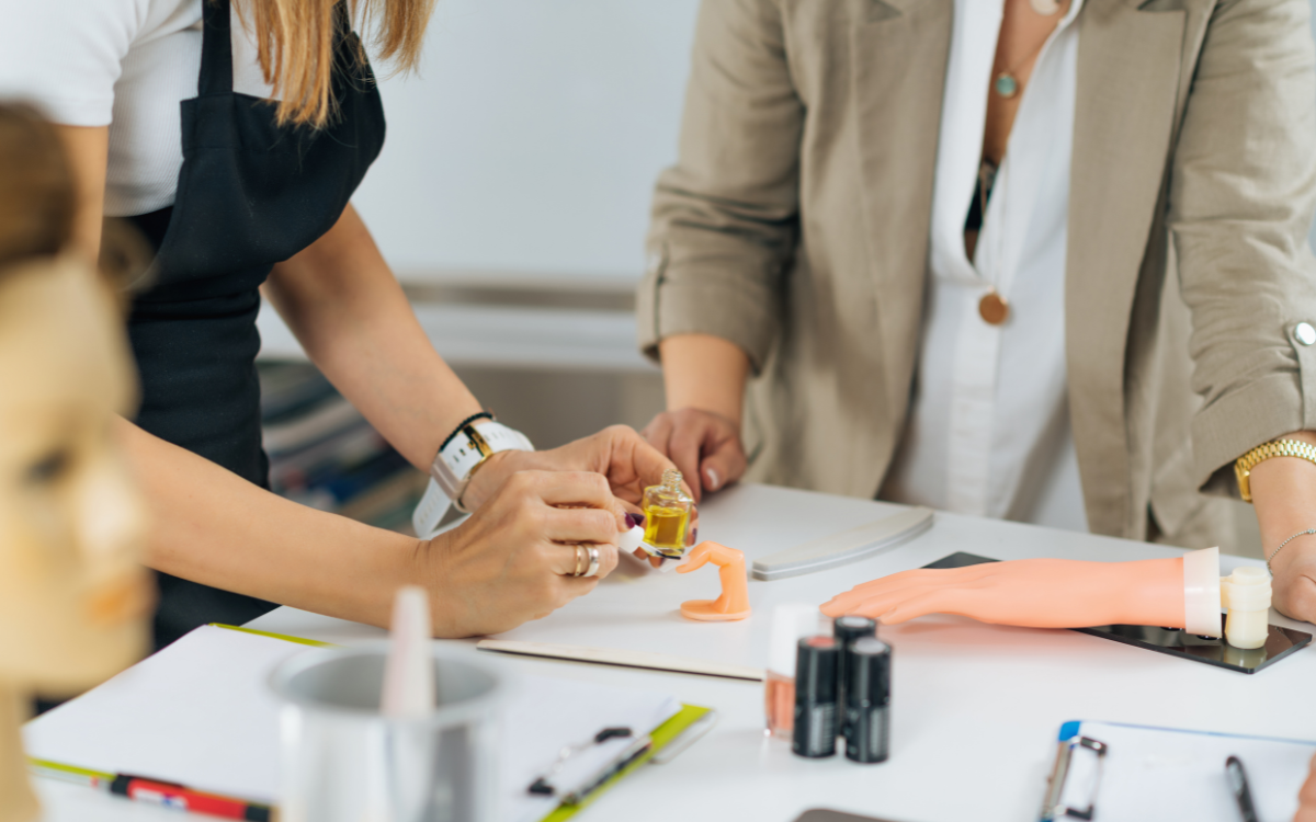 Curso Online de Uñas